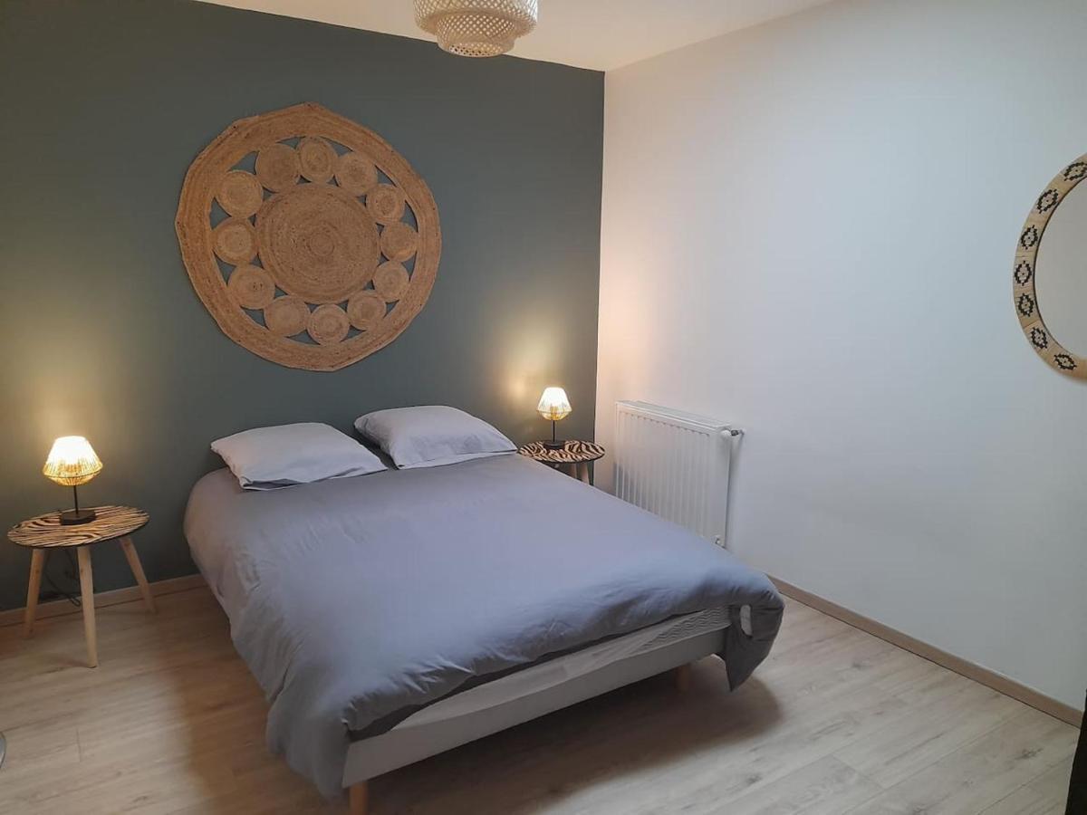 Logement De 100M2 Avec Terrasse Wardrecques Exterior foto